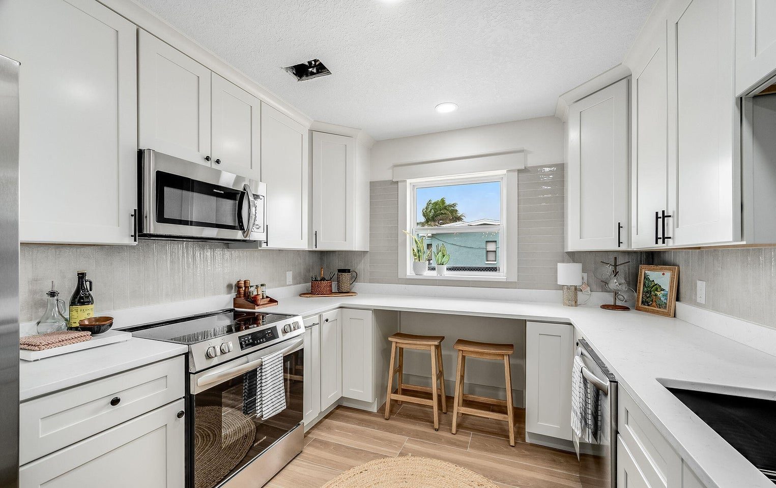 LUX Home Design Studio